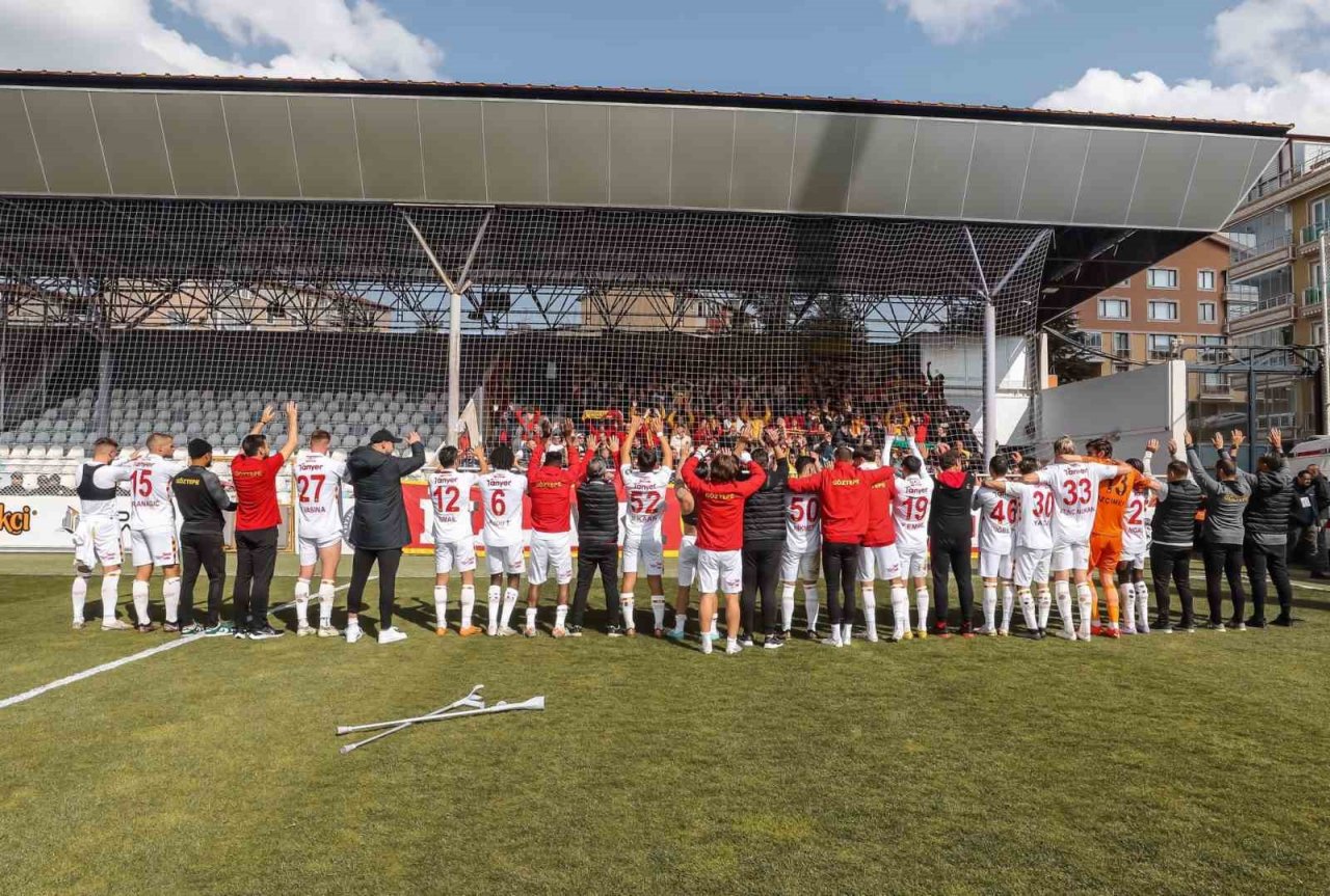 Göztepe, ilk kez play-off hattında