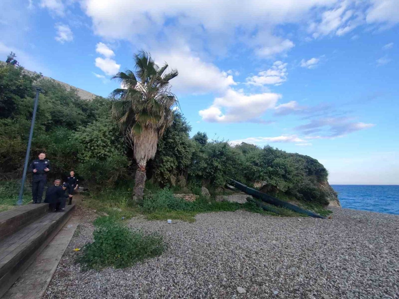 Çalılık alanda bir şahıs ölü bulundu