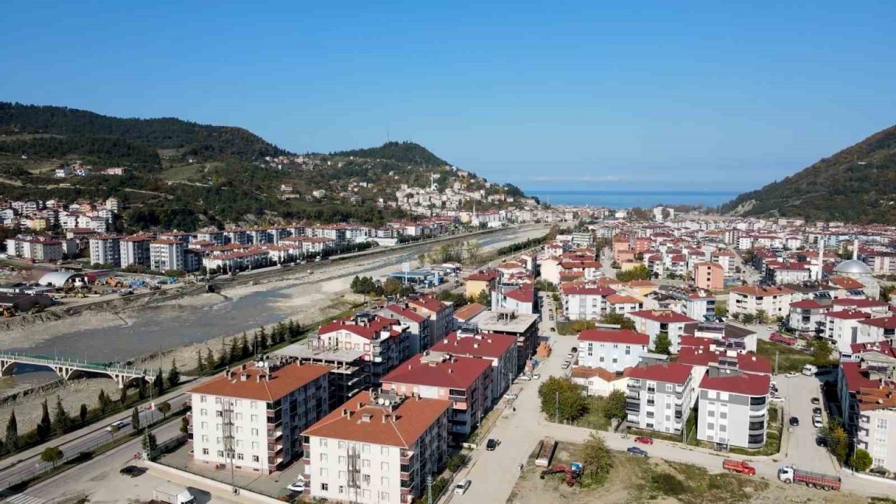 Batı Karadeniz’de selin vurduğu ilçeler yeniden ayağa kaldırıldı