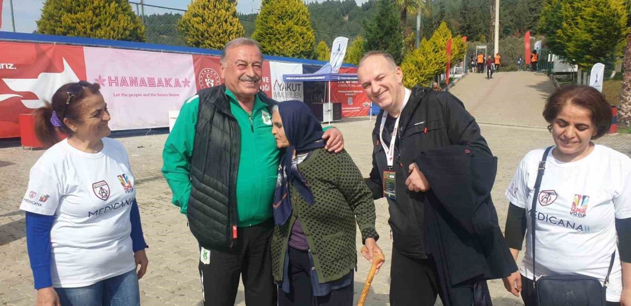 Milorad Mitroviç’den depremzede Zeynep Çelebi’ye destek