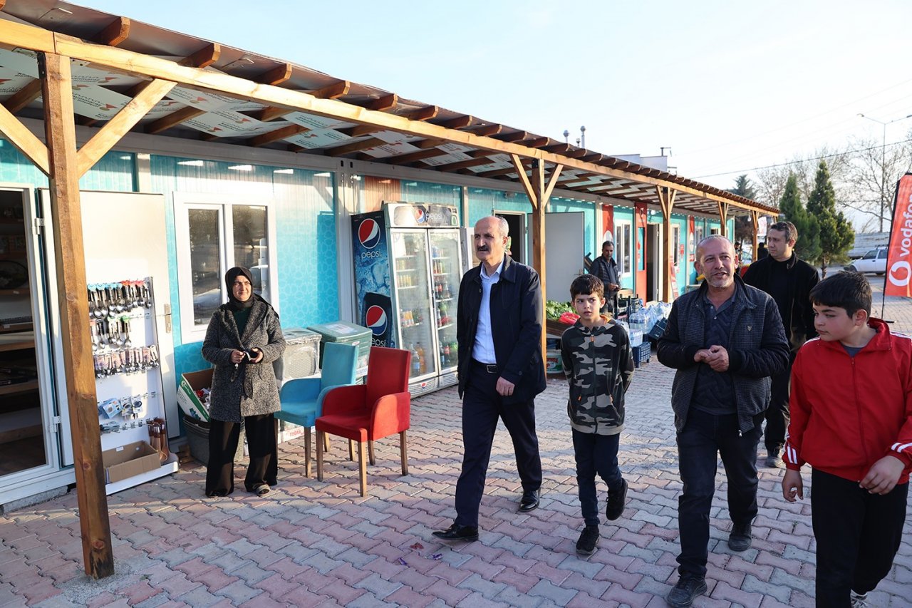 Dulkadiroğlu’nda konteyner çarşılar hizmete başladı