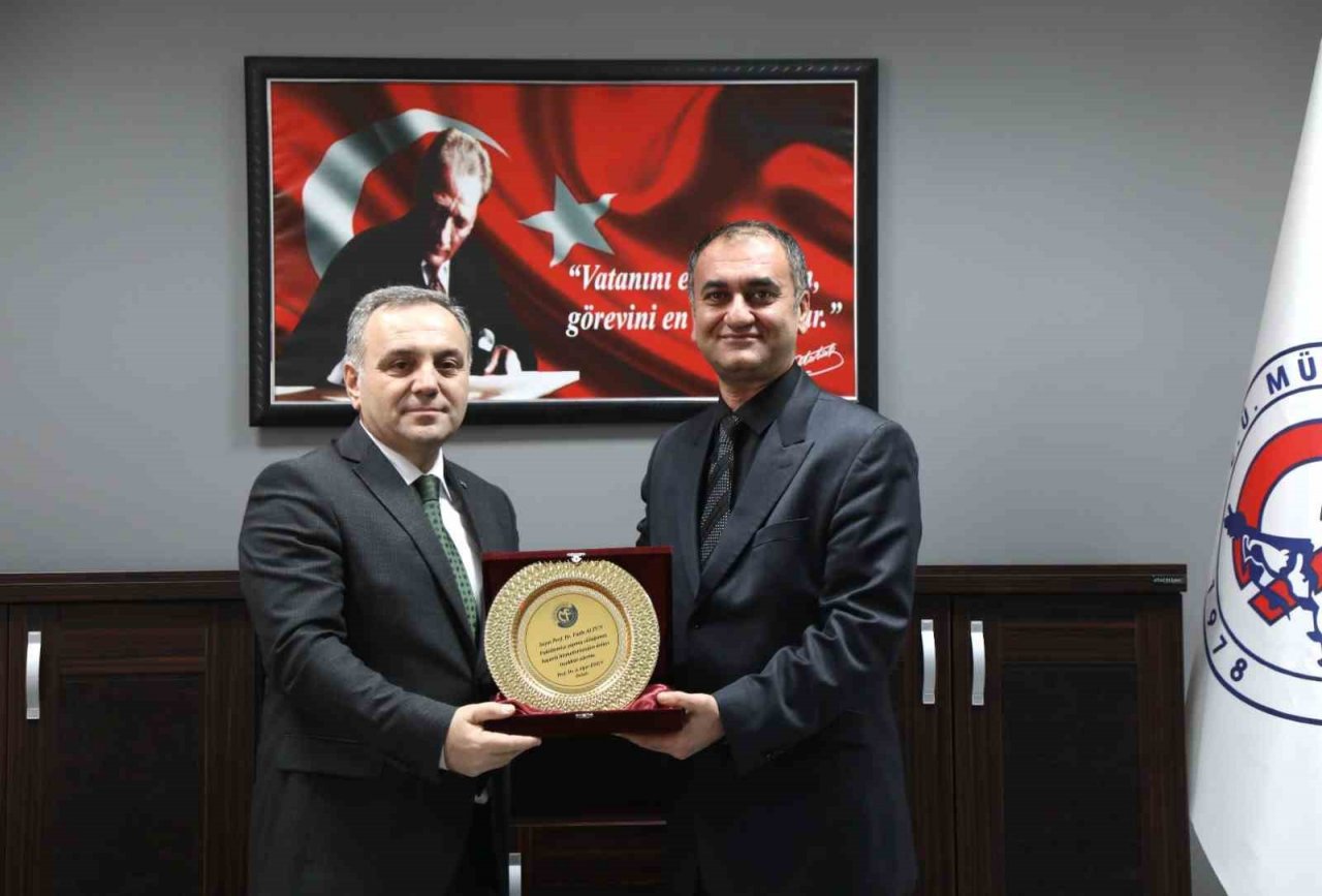 ERÜ Mühendislik Fakültesi’nde devir teslim töreni