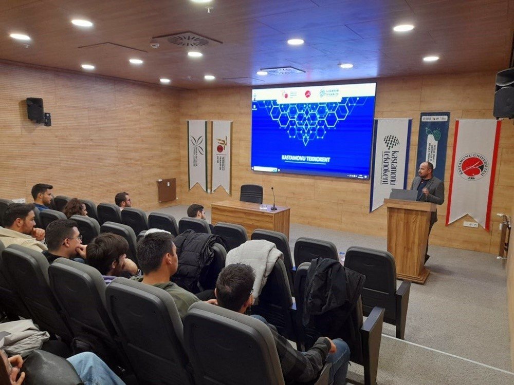 İhtisas Odaklı Girişimcilik Ekosistemi Projesi başarıyla tamamlandı