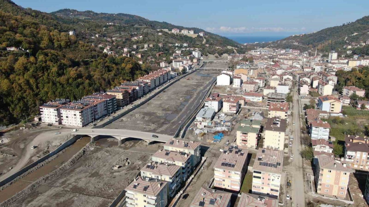 Batı Karadeniz’de selin vurduğu ilçeler yeniden ayağa kaldırıldı