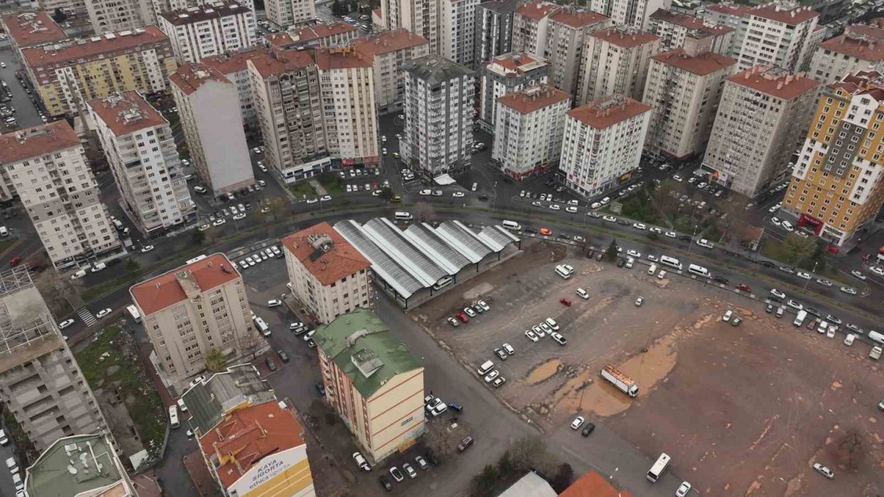 Büyükşehir’in Sahabiye Pazaryeri’nde sona gelindi