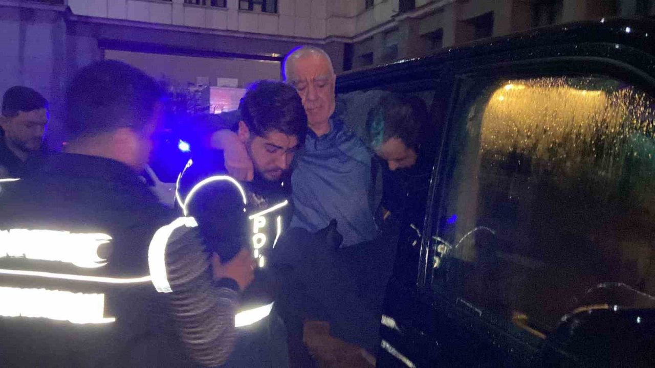 Kırmızı bültenle aranan uyuşturucu baronu Ürfi Çetinkaya ile 5 suç örgütü üyesi İstanbul Emniyet Müdürlüğüne getirildi