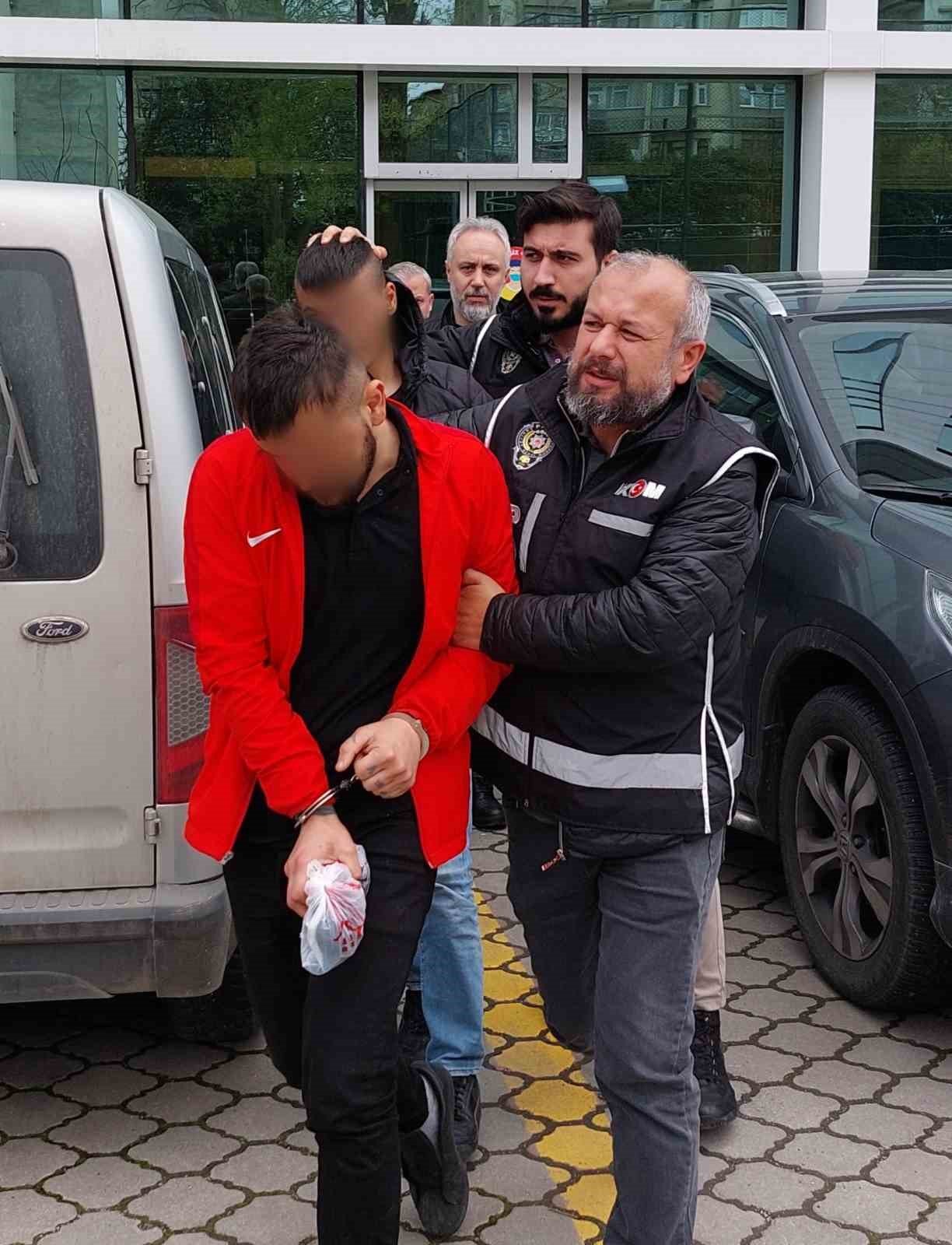 Samsun’da bir kişinin silahla yaralanmasına 3 tutuklama