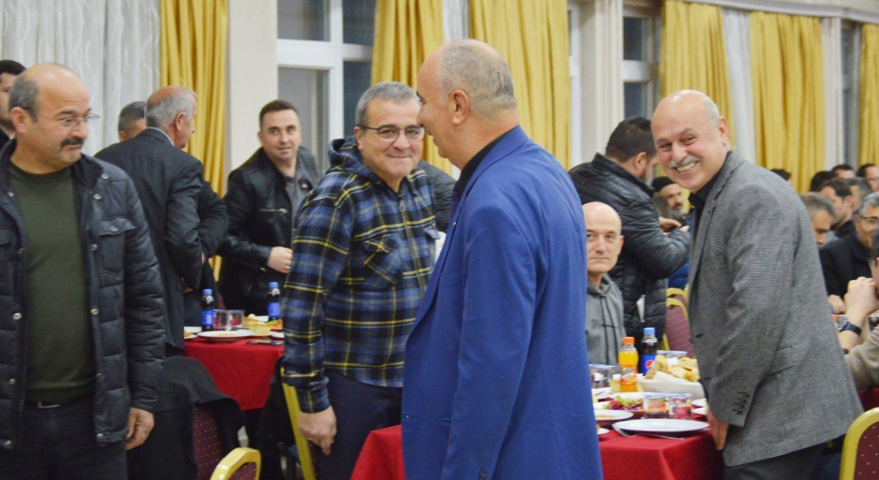 Maden işçileri iftarda bir araya geldi