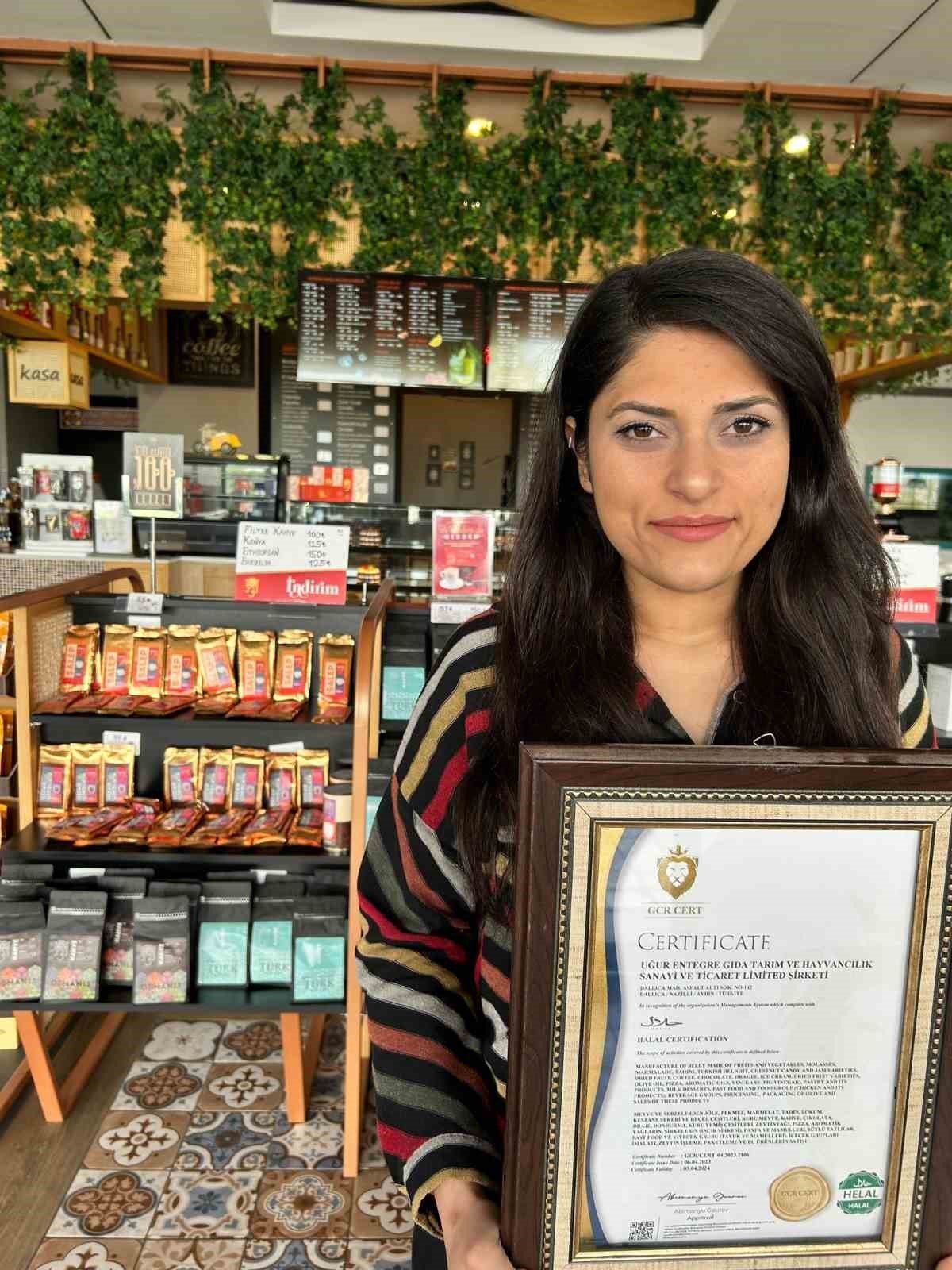 Uğur Entegre Gıda’ya ‘Helal Gıda’ sertifikası