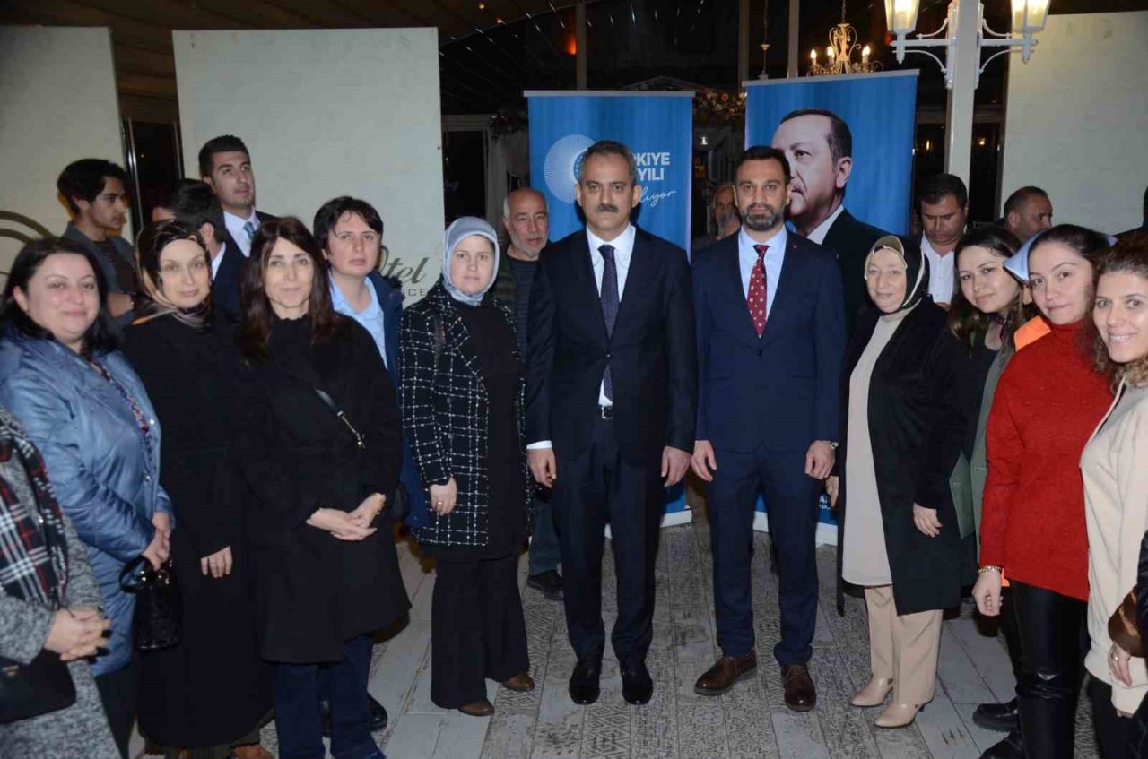 Bakan Özer: “Türkiye, son 20 yılda yepyeni bir yolculuğa çıktı”