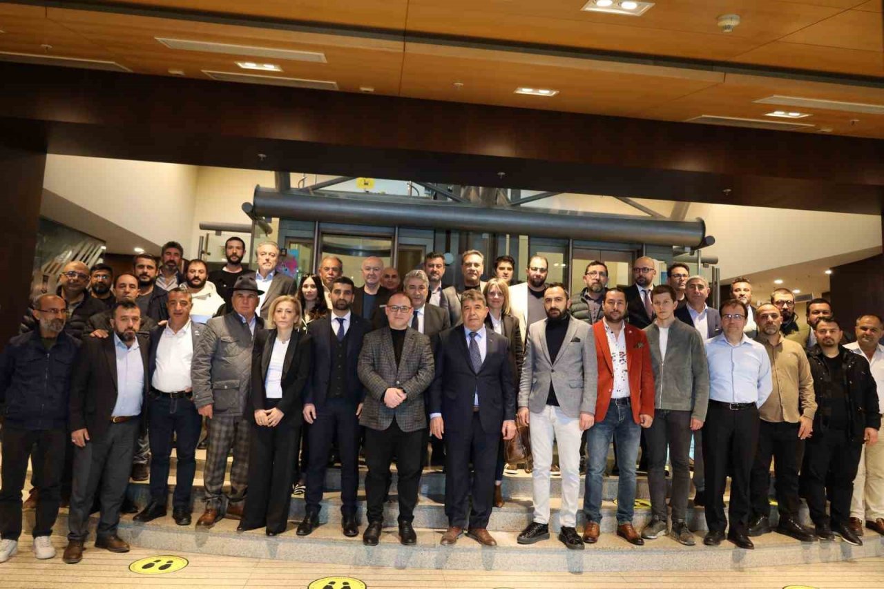 Egeli mobilya, kâğıt ve orman ürünleri ihracatçıları 2023 yılında 1,1 milyar dolar ihracat hedefliyor