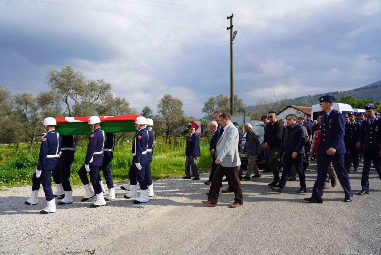 Kore Gazisi Yıldız toprağa verildi