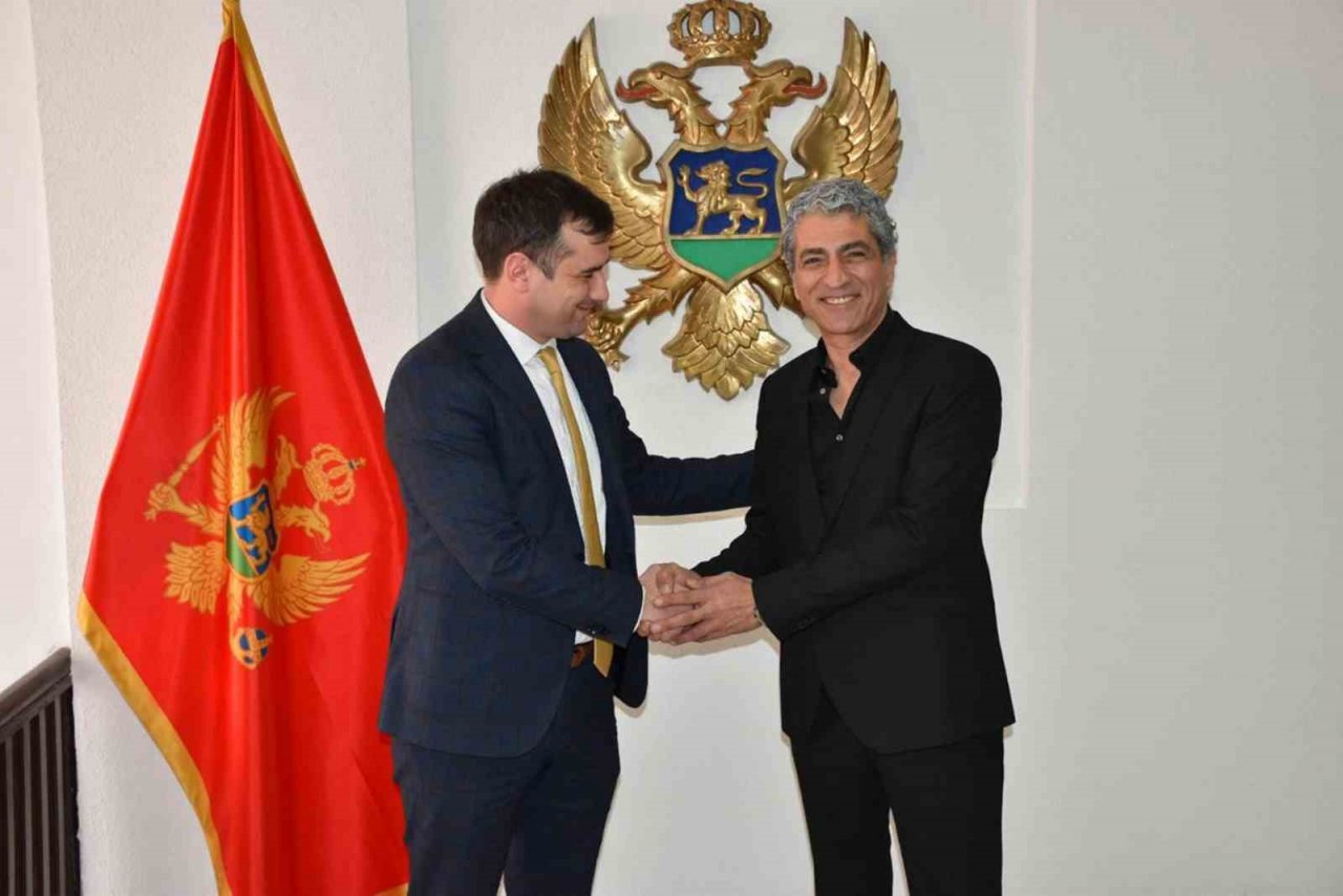 Karadağ’da ziyaretlerde bulundu