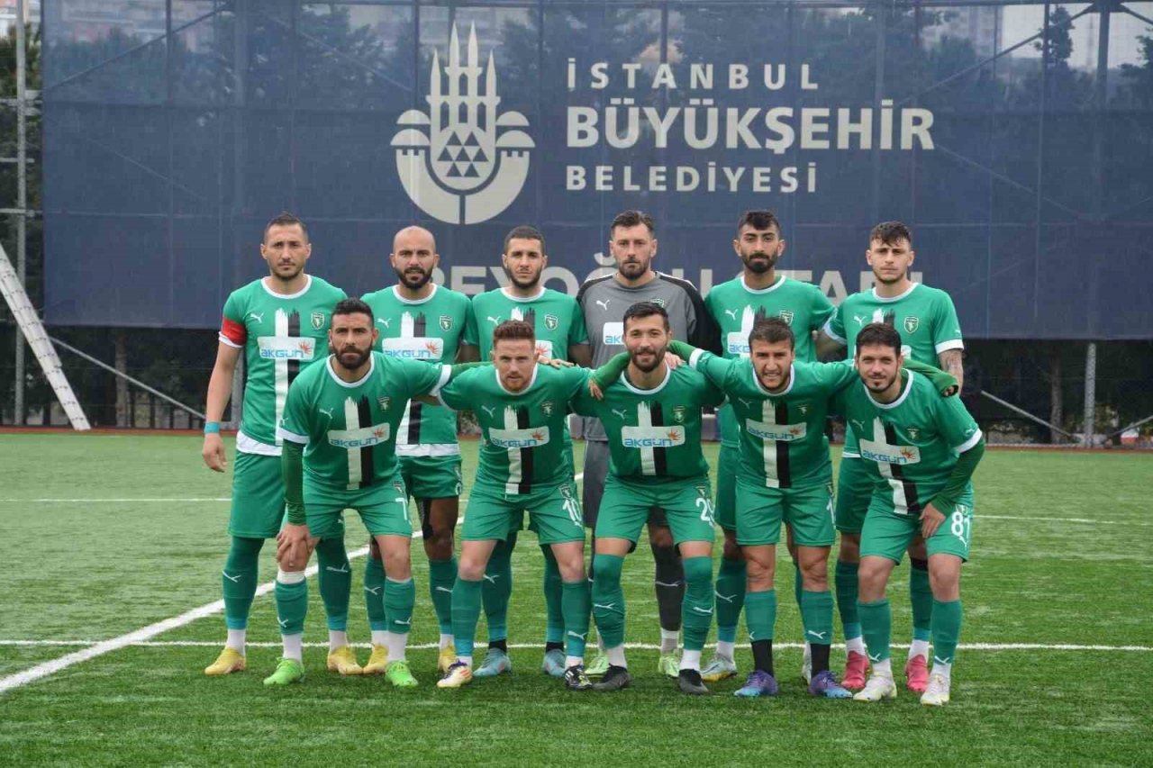 TFF 3. Lig: Beyoğlu Yeni Çarşı Spor: 1 - Efeler 09 SFK: 1