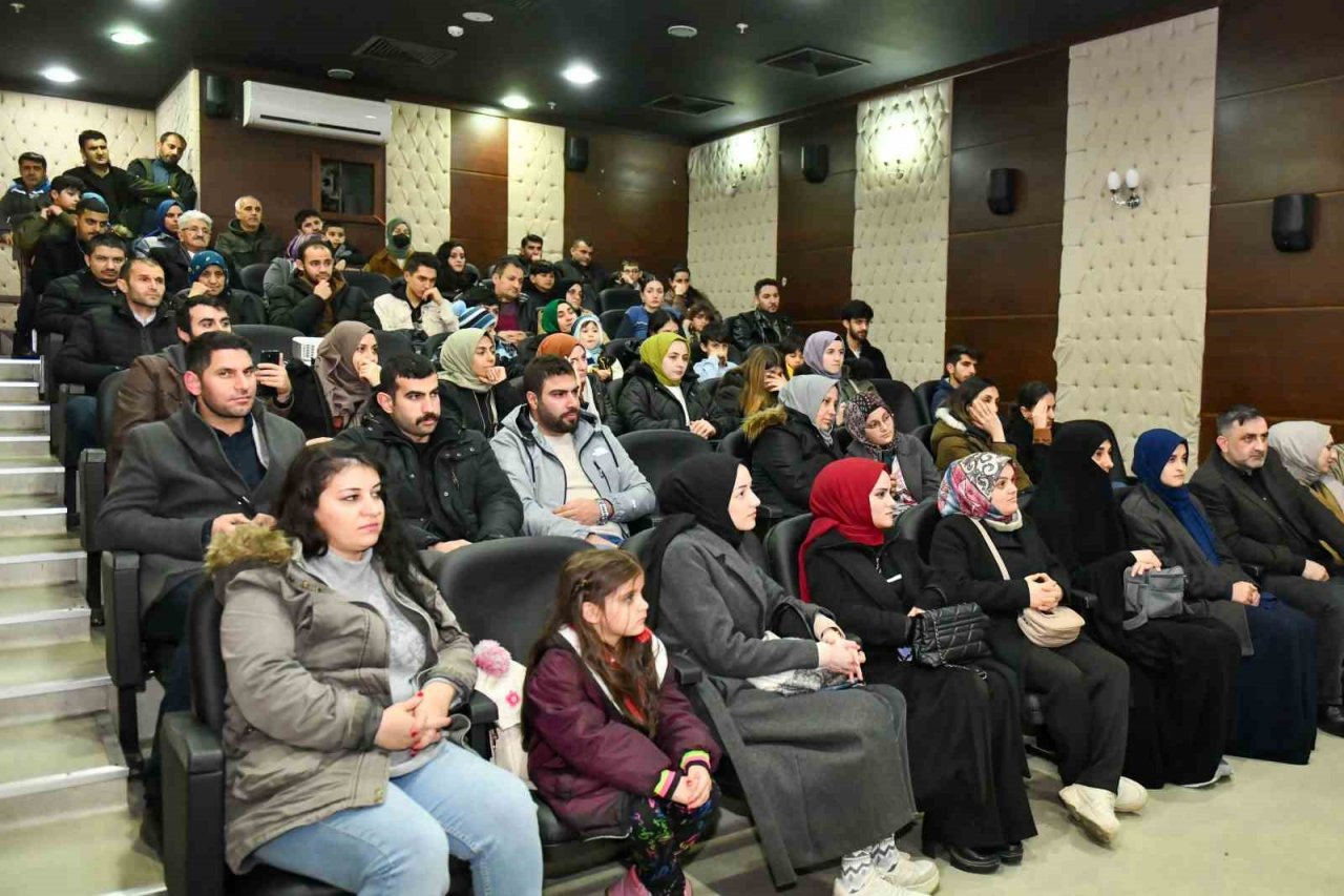 Nurullah Genç Esenyurtlulara duygu dolu anlar yaşattı