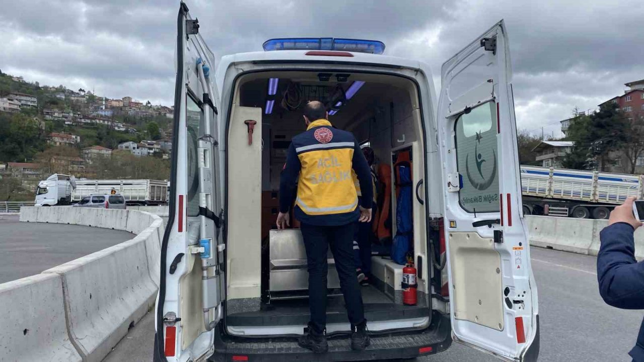 Tünelden çıkan otomobil kontrolü kaybedip duvara çarptı: 1 yaralı