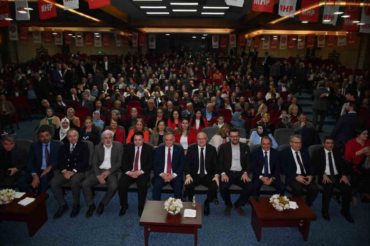 MHP Manisa Milletvekili adayları tanıtıldı