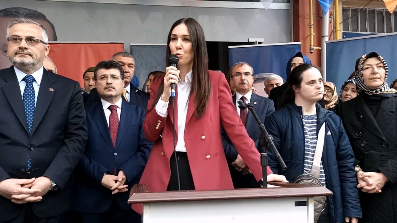 Karaaslan: "Cumhurbaşkanımızın liderliğine bu ülkenin daha uzun yıllar ihtiyacı var"