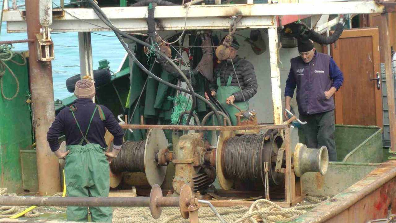 Balıkçılar sezonunu kapatıyor