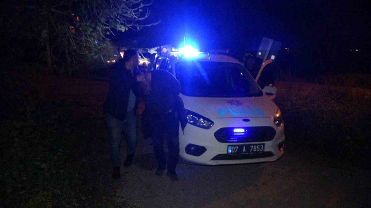 Antalya’da rastgele ateş edip kendini eve kilitleyen şüpheliye operasyon