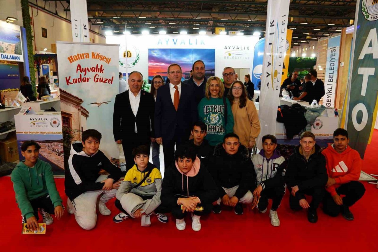 Ayvalık, İstanbul-EMİTT fuarındaki yerini aldı