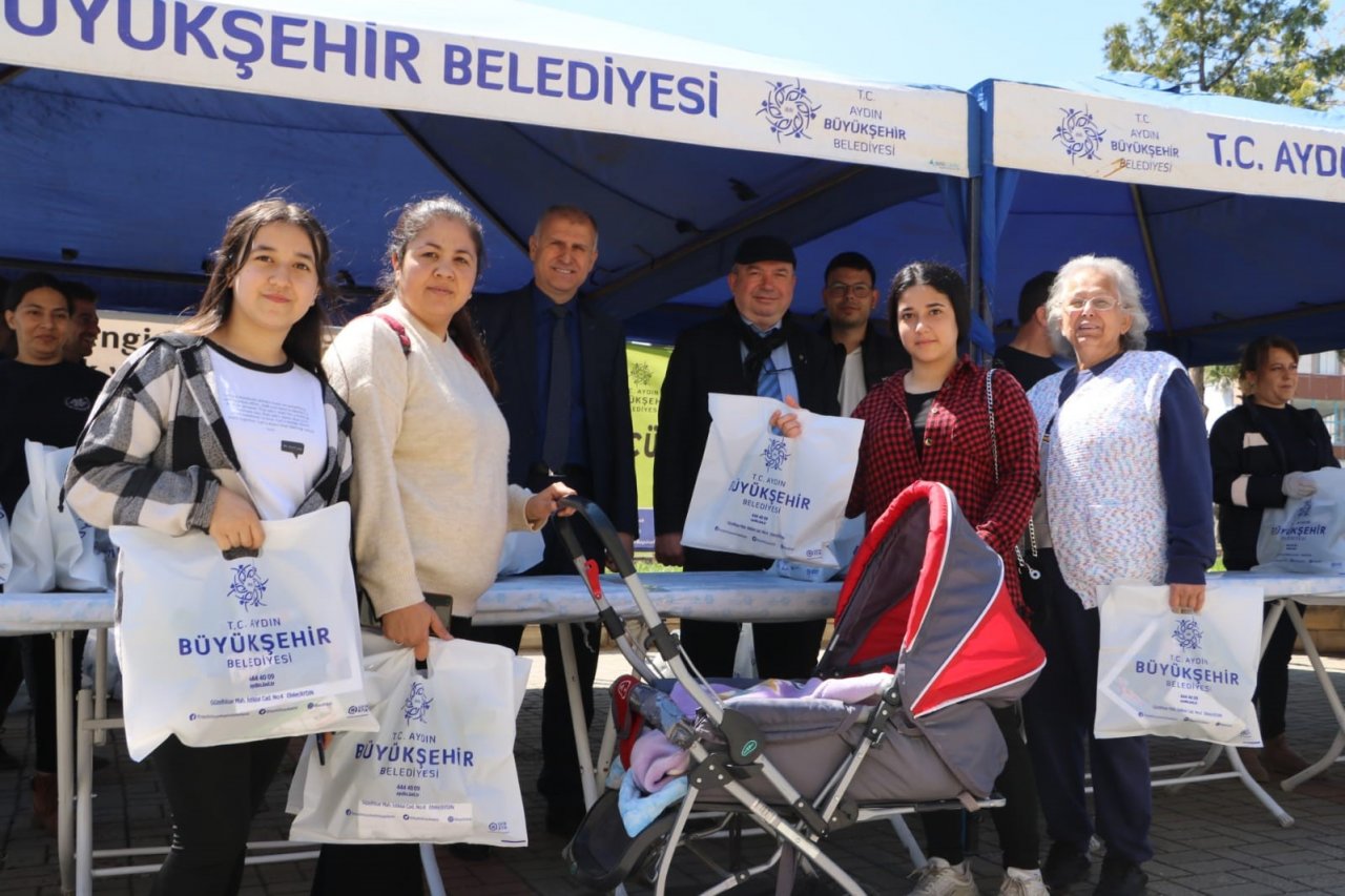 Başkan Çerçioğlu Nazilli’de fide dağıttı