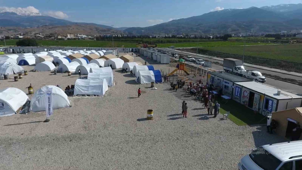 Bodrum Belediyesi, depremzedelere desteklerini sürdürüyor