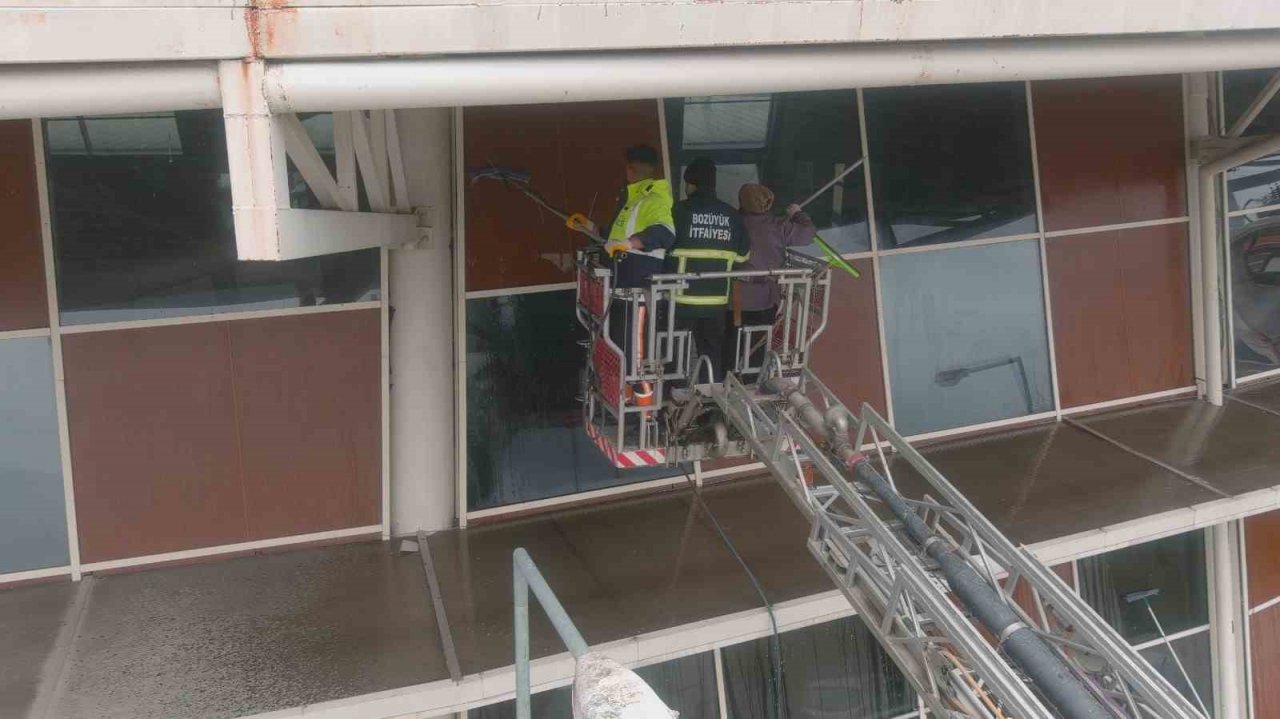 Bozüyük otogarında bayram öncesi temizlik