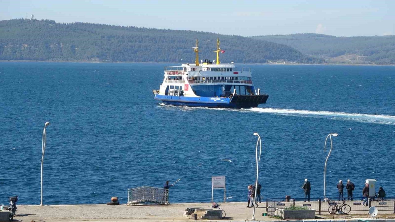 Bozcaada ve Gökçeada’ya yarınki bazı feribot seferlerine fırtına engeli