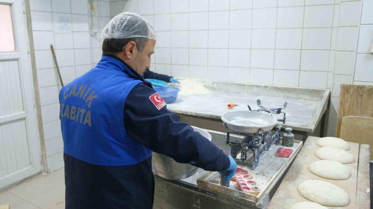 Canik zabıtası fırınları denetledi