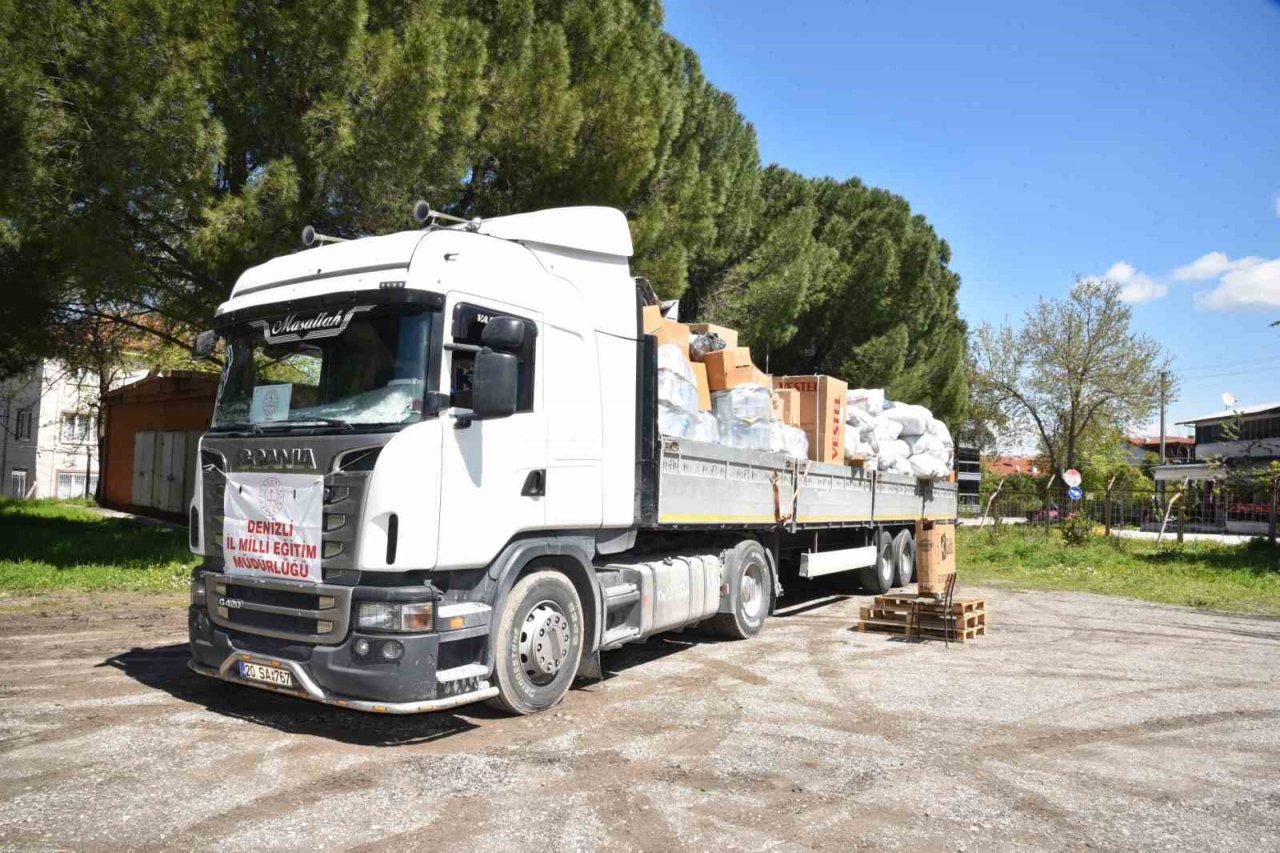 Denizli’nin depremin yıktığı Hatay’a yardımları sürüyor