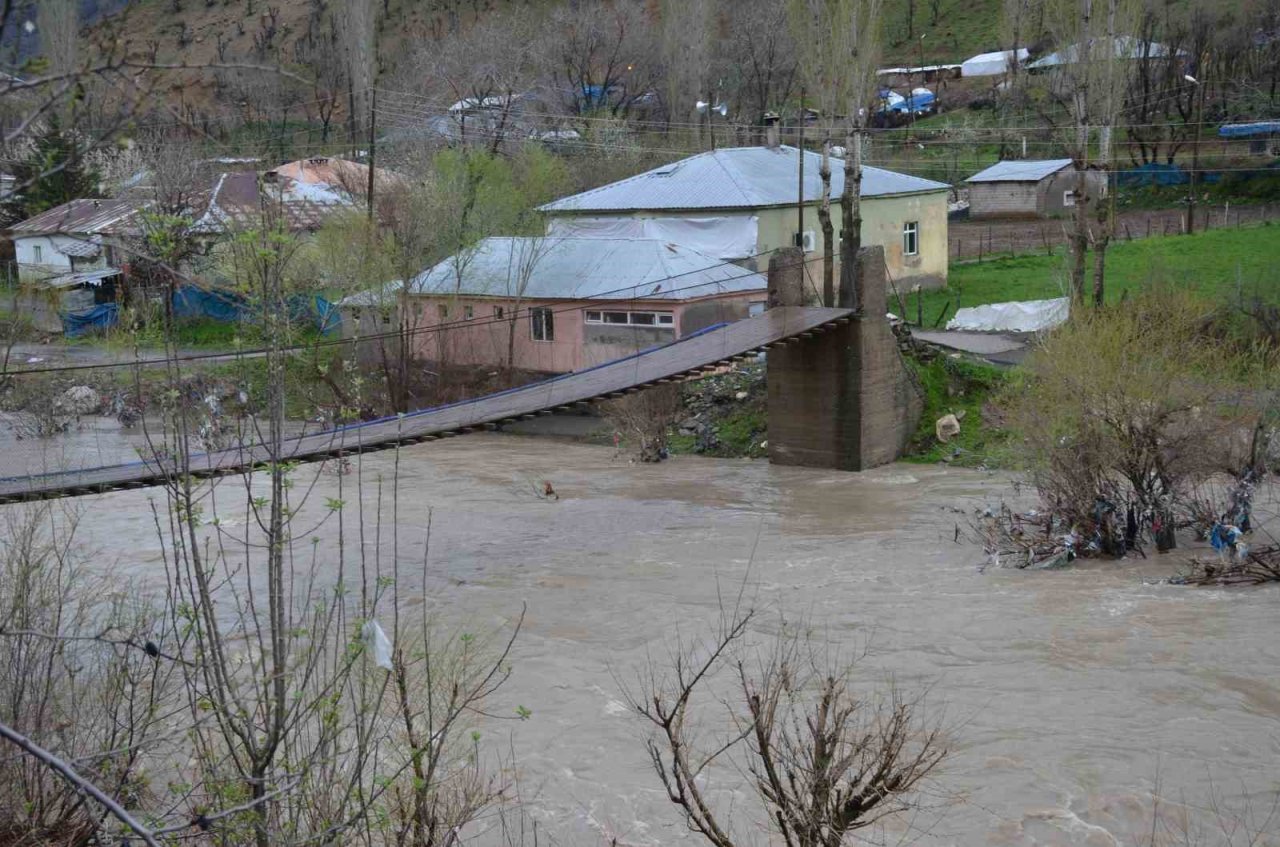 Şırnak’a kış geri geldi