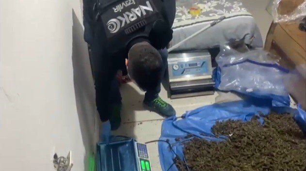 Ev değil uyuşturucu dükkanı