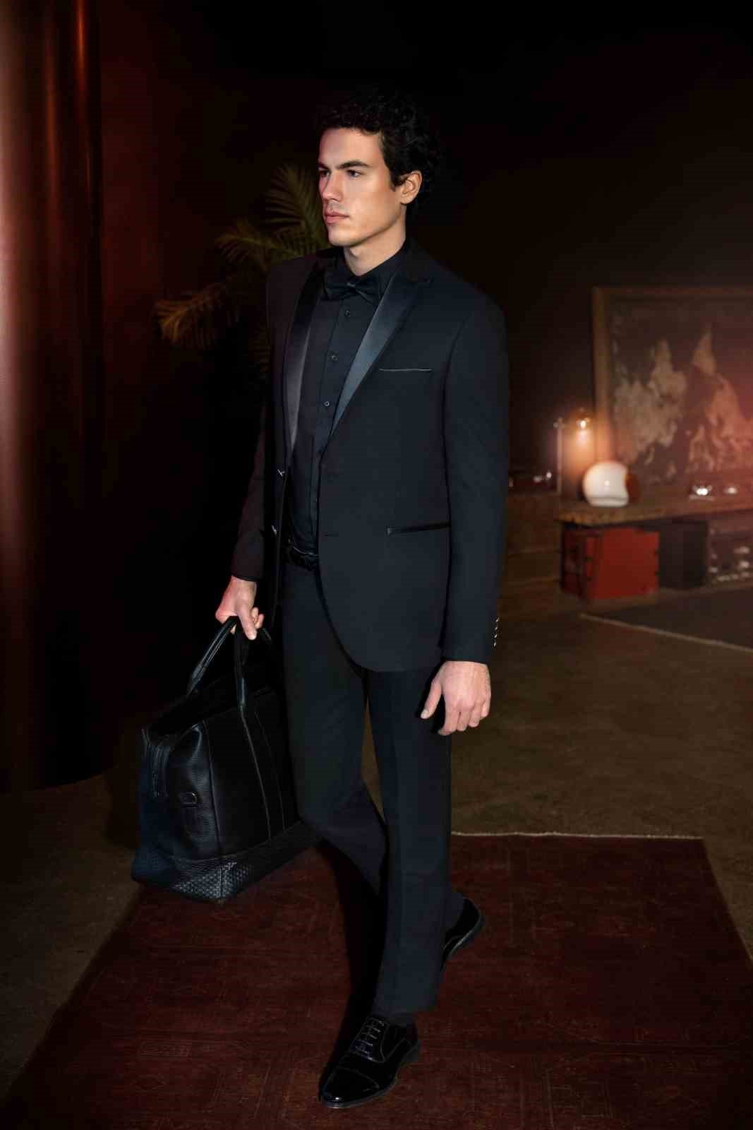 ‘Kiğılı Smokin Koleksiyonu’ raflarda yerini aldı