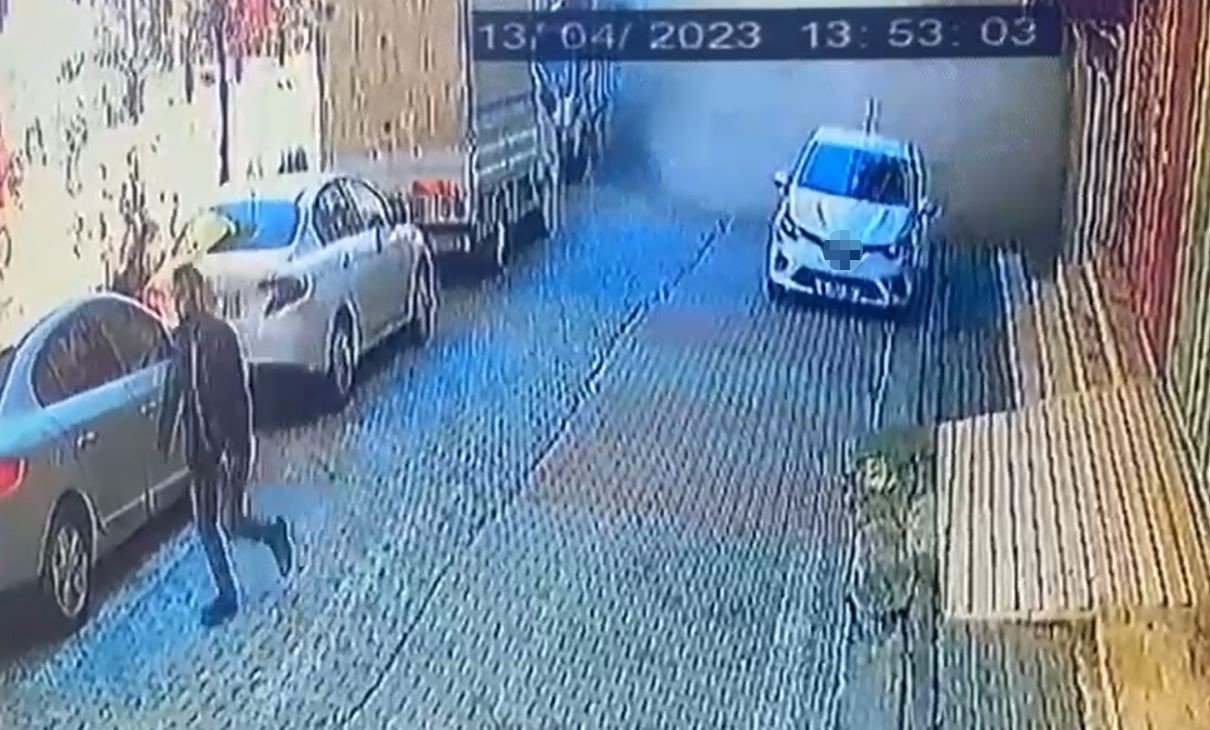 Güngören’de binanın çökme anın yeni görüntüsü ortaya çıktı