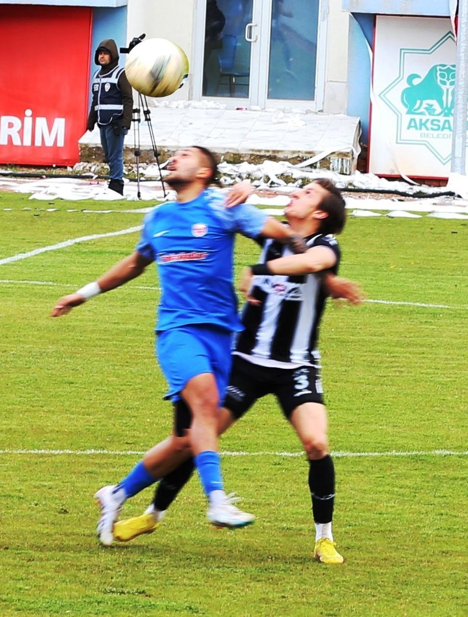 Kepezspor, Aksaray’da zirve yarışını bırakmadı