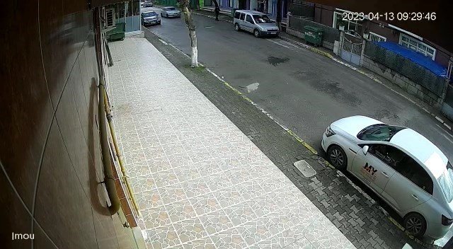 Husumetlisine otomobilden ateş açan zanlı tutuklandı