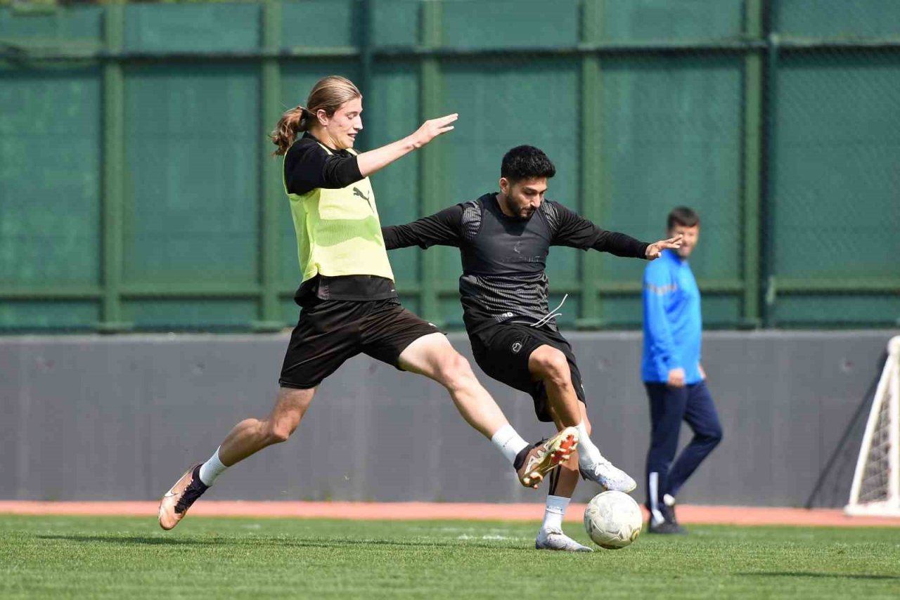Manisa FK, Erzurumspor FK maçı hazırlıklarına başladı