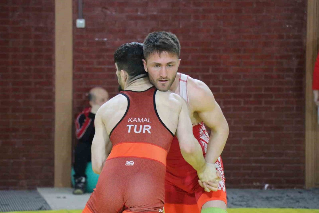 Mehmet Çeker: "Avrupa’nın sırtını yere getireceğiz"