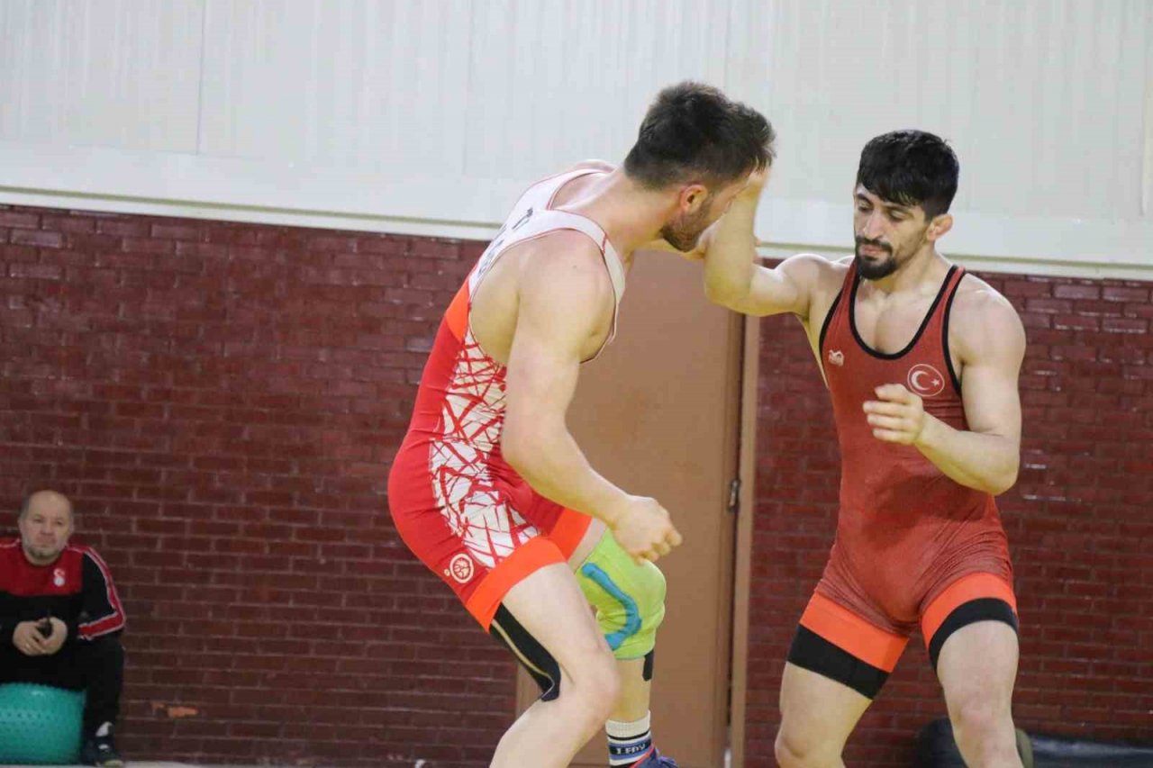 Mehmet Çeker: "Avrupa’nın sırtını yere getireceğiz"