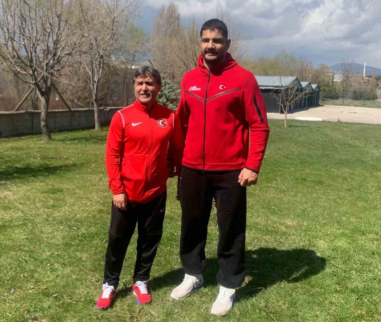 Taha Akgül: “Şu anda 10-12 Dağıstanlı Rus sporcu ile rekabet ediyoruz”