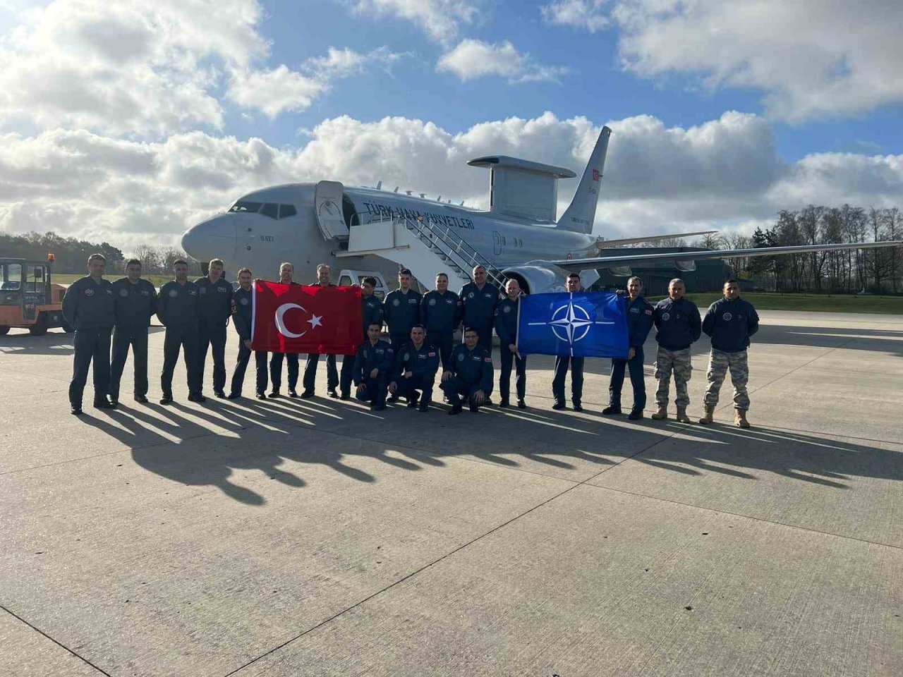 E-7T Havadan İhbar Kontrol Uçağı NATO hava unsurları ile tatbikat icra etti