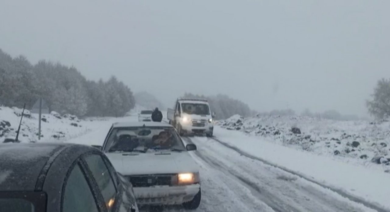 Nisan ayında yağan kar hayatı olumsuz etkiledi