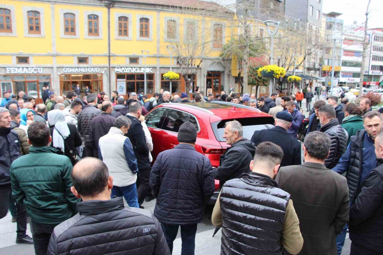 Trabzon’da TOGG’a yoğun ilgi