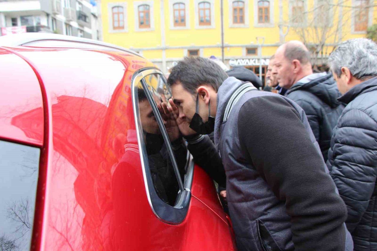 Trabzon’da TOGG’a yoğun ilgi