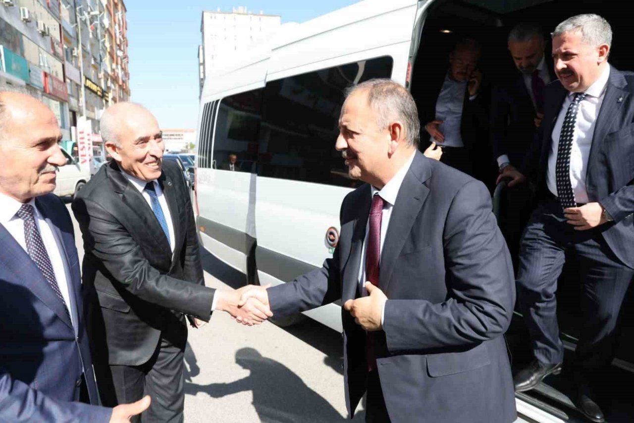Özhaseki ve Gürcan’dan KAYSO ile KESOB’a ziyaret
