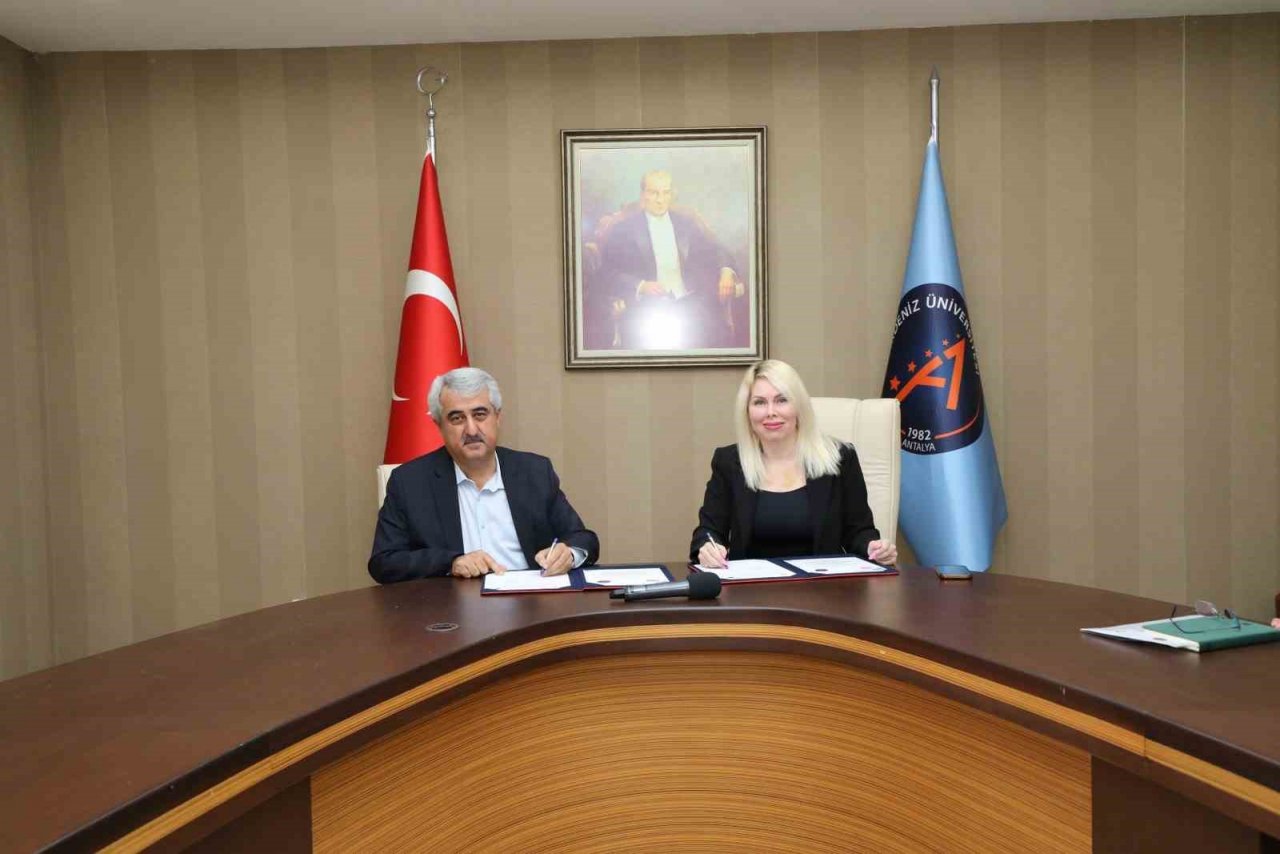 Hayırseverden Korkuteli MYO’ya Mantar Üretim Odası