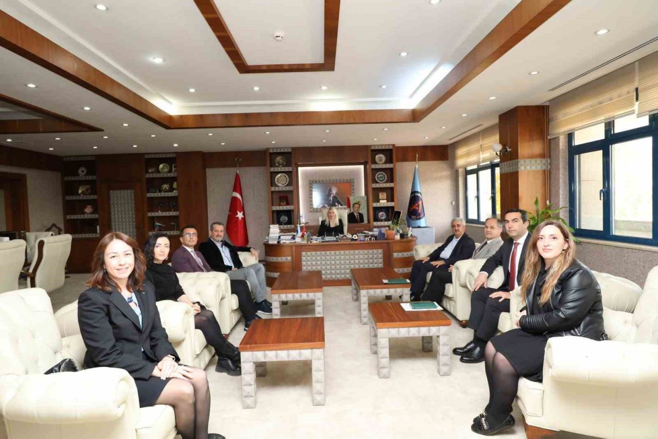 Hayırseverden Korkuteli MYO’ya Mantar Üretim Odası