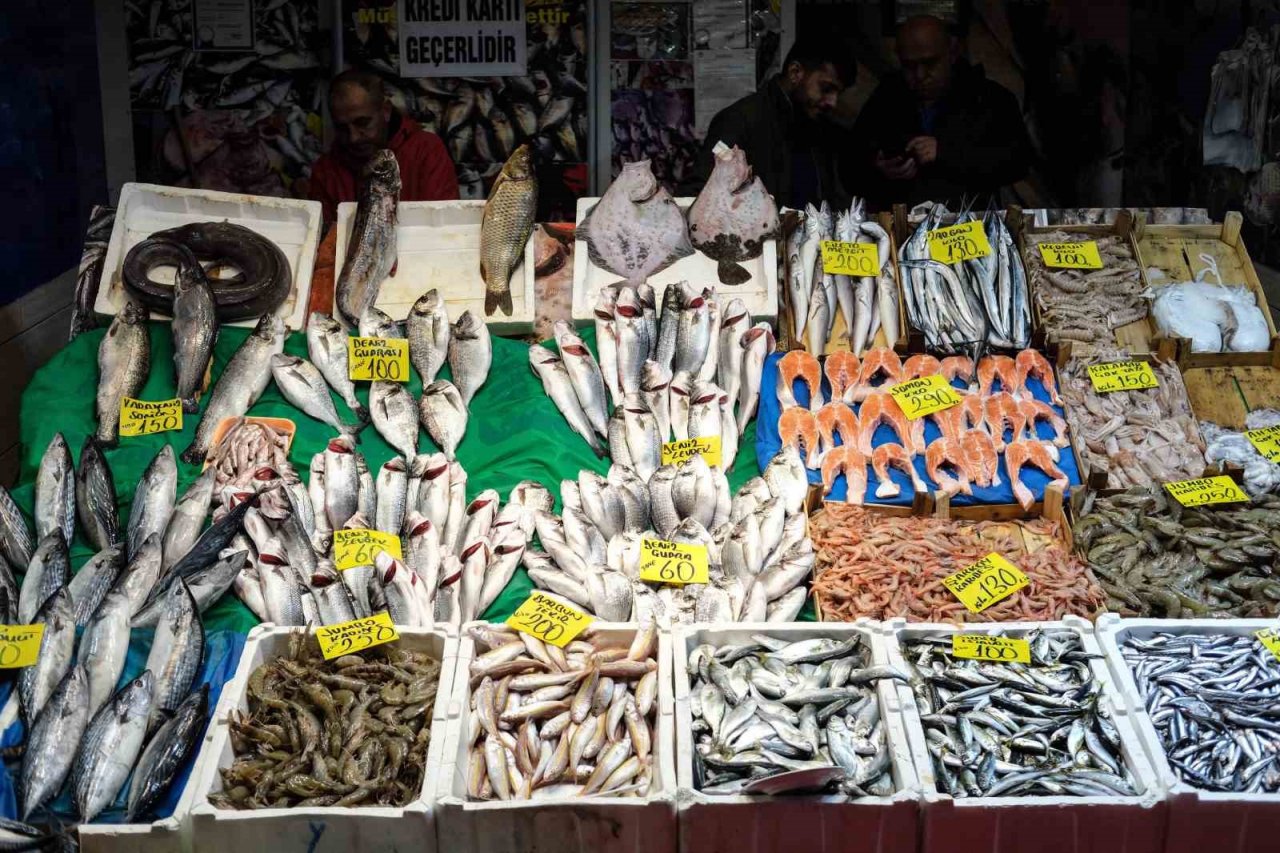 Av yasağı öncesi balıkçılardan uyarı: "Vatandaşlar ucuz balıkları kaçırmasın"