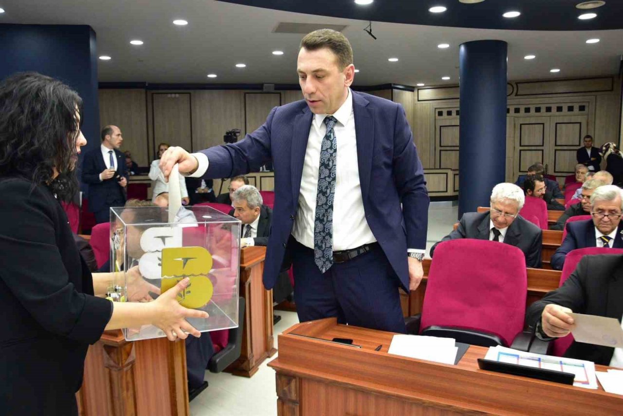Balıkesir Büyükşehir’de Encümen Üyeleri ve İhtisas Komisyonları belirlendi